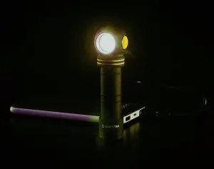 Мультифонарь Armytek Elf C2 Micro USB, теплый свет, изображение 11